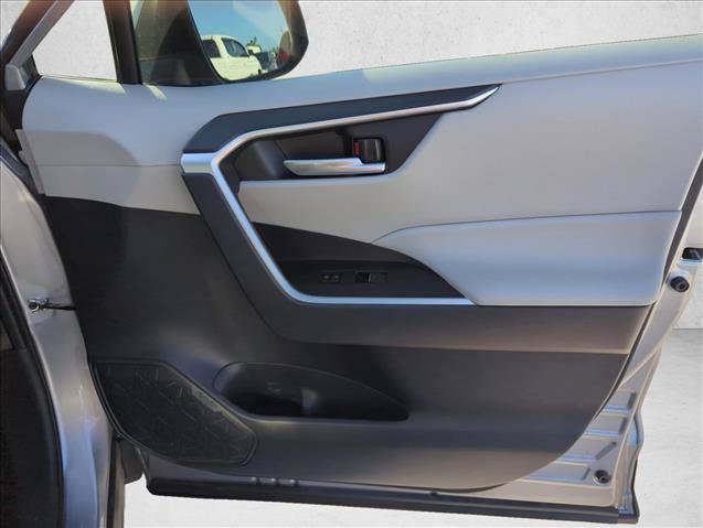 Used 2023 Toyota RAV4 XLE Premium FWD image 26