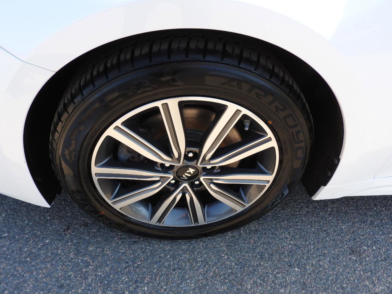 Used 2019 Kia Optima EX w/ EX Premium Package FWD image 18
