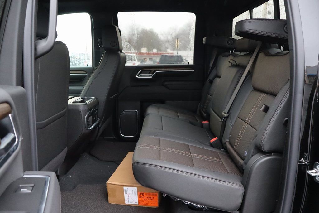 New 2026 Chevrolet Silverado 2500 High Country w/ Technology Package AWD/4WD image 22