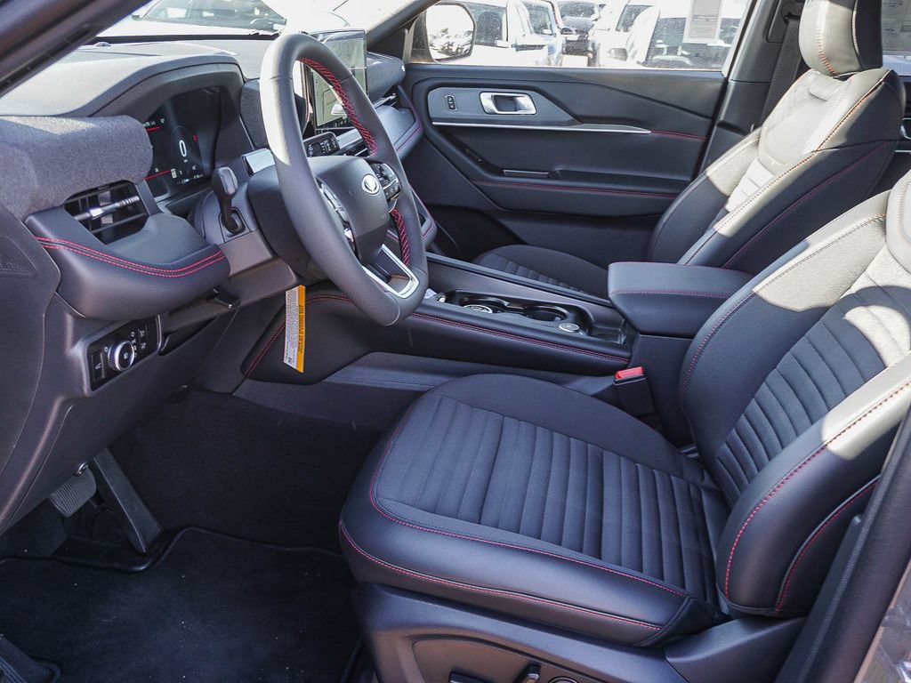 New 2026 Ford Explorer ST-Line w/ ST-Line Street Pack RWD image 17