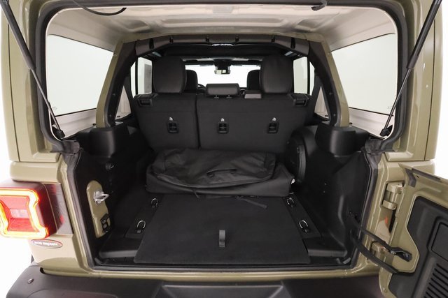 Used 2025 Jeep Wrangler Unlimited Sahara image 20