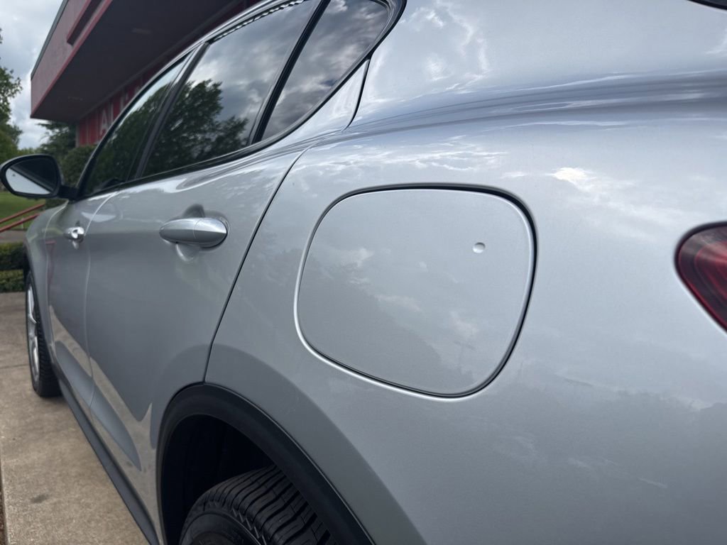 Used 2018 Alfa Romeo Stelvio Ti Sport AWD/4WD image 15