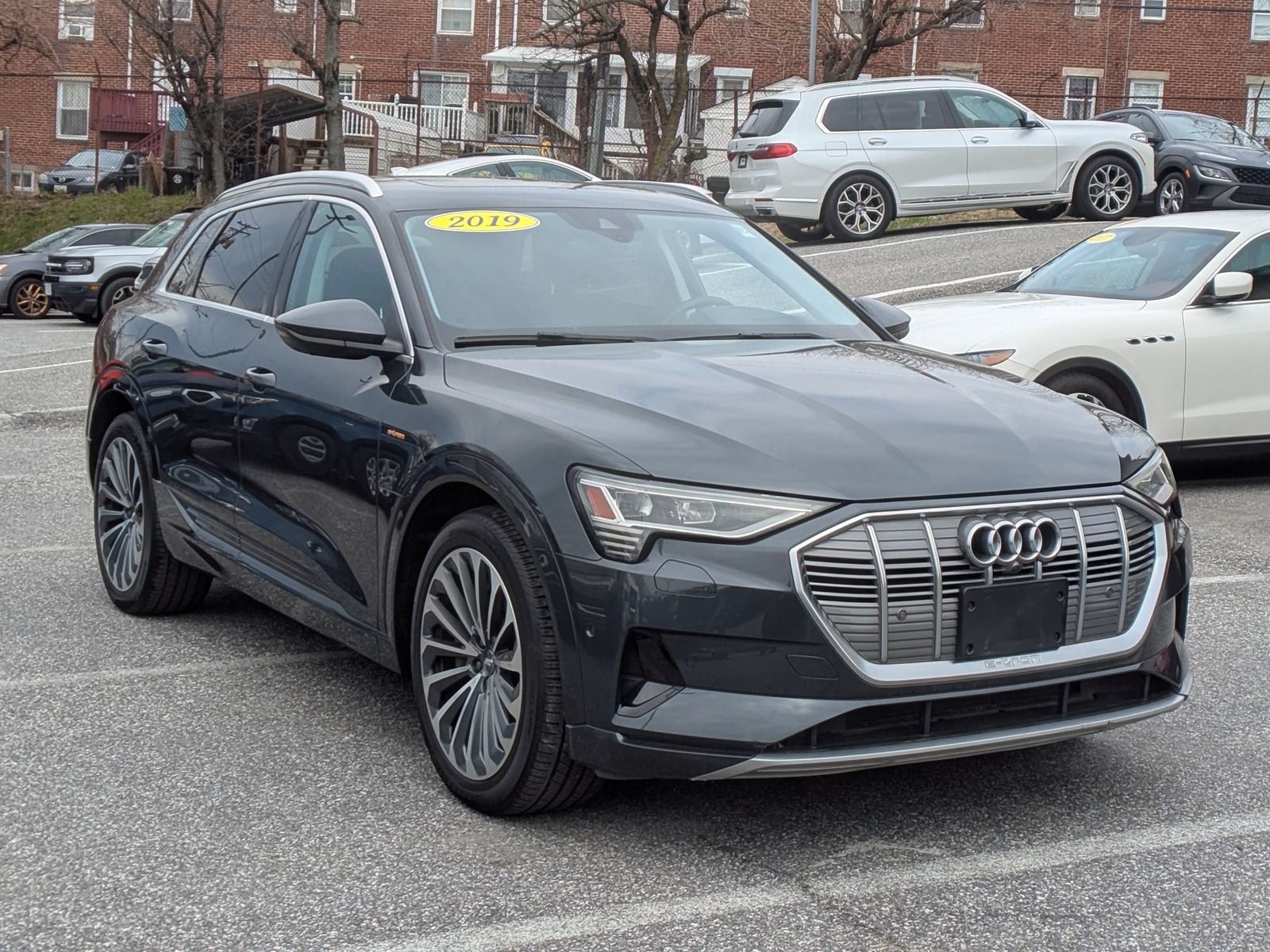Used 2019 Audi e-tron Prestige w/ Prestige Package AWD/4WD image 8