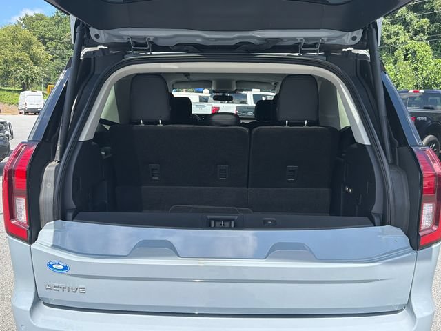 Used 2025 Ford Expedition Active RWD image 20