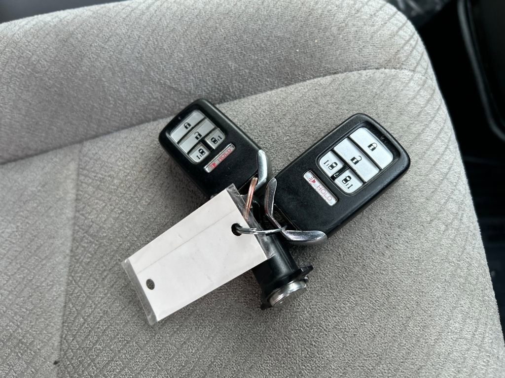 Used 2016 Honda Odyssey SE image 30