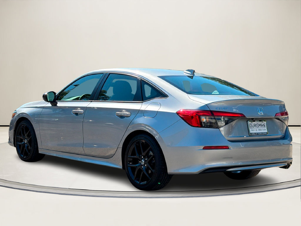 Used 2024 Honda Civic Sport image 3