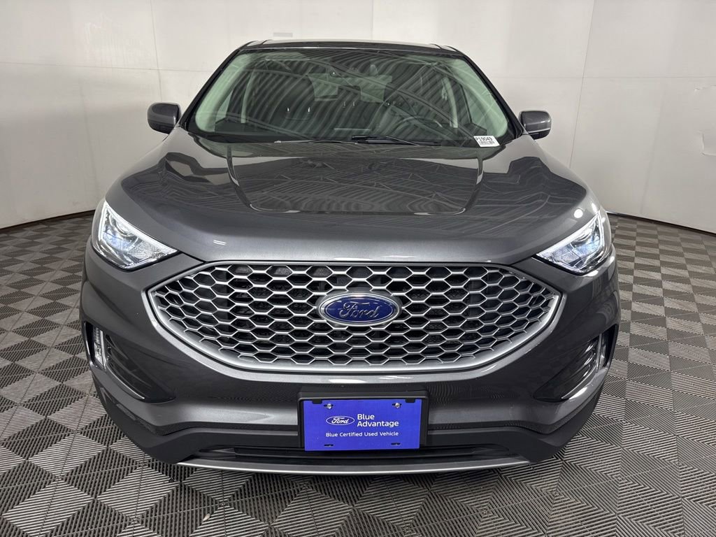 Used 2024 Ford Edge SEL w/ Convenience Package AWD/4WD image 3