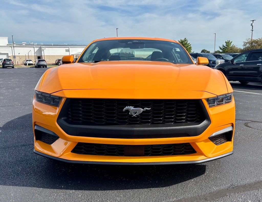 Used 2026 Ford Mustang Coupe RWD image 10