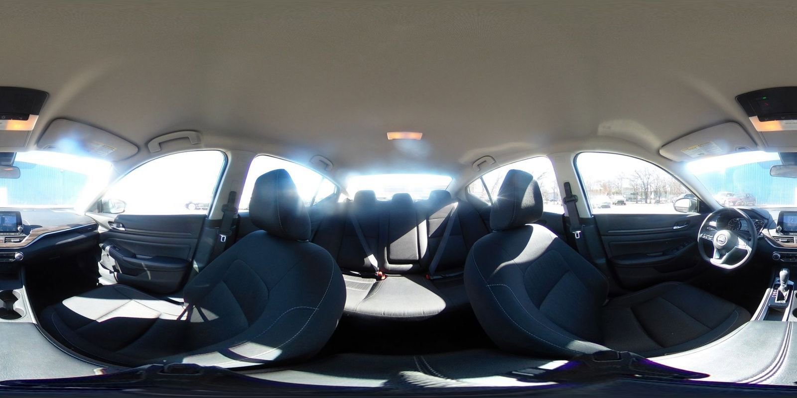 Used 2025 Nissan Altima 2.5 SV image 43