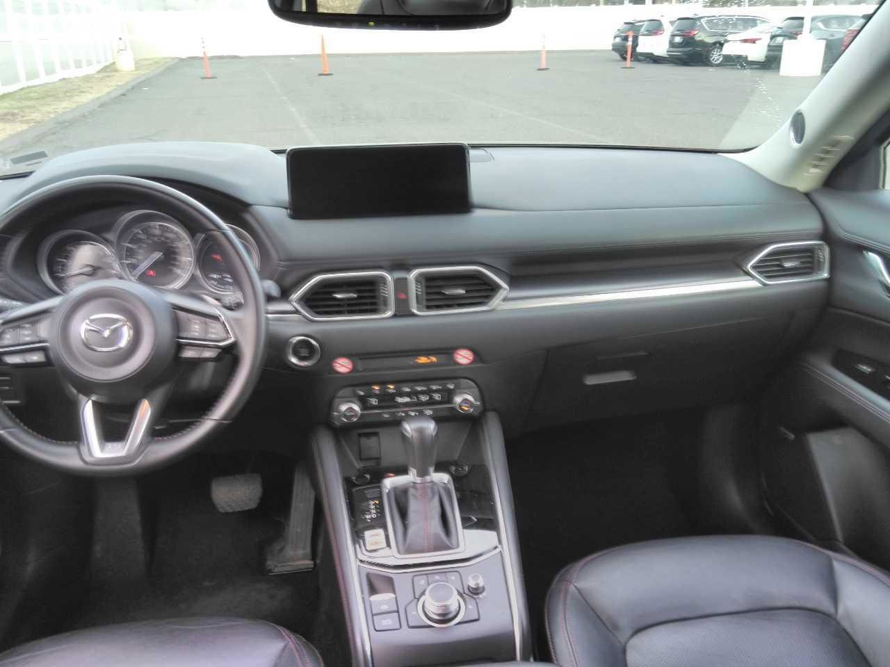 Used 2024 MAZDA CX-5 Carbon Edition image 3