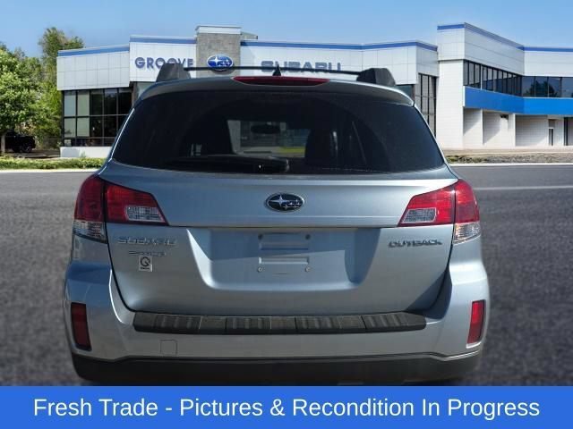 Used 2014 Subaru Outback 2.5i Limited w/ Popular Package #1B AWD/4WD image 4