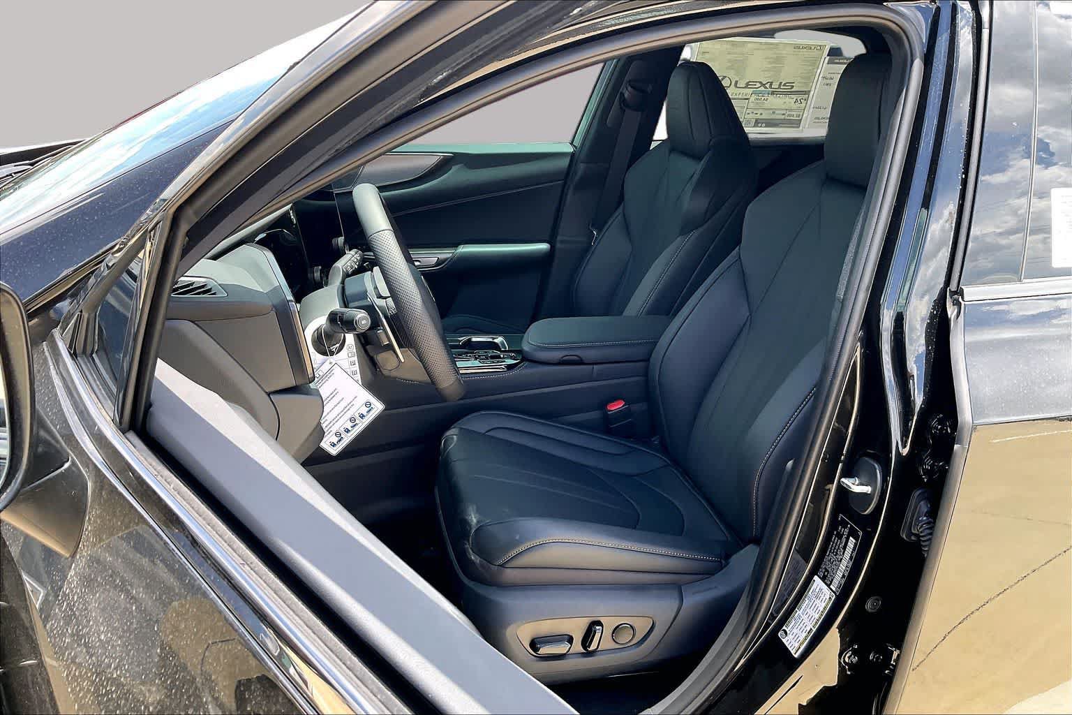 New 2026 Lexus NX 350 F Sport AWD/4WD image 16