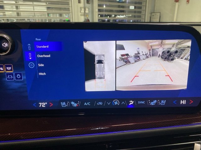 New 2026 Chevrolet Traverse Z71 w/ Driver Confidence Package image 22