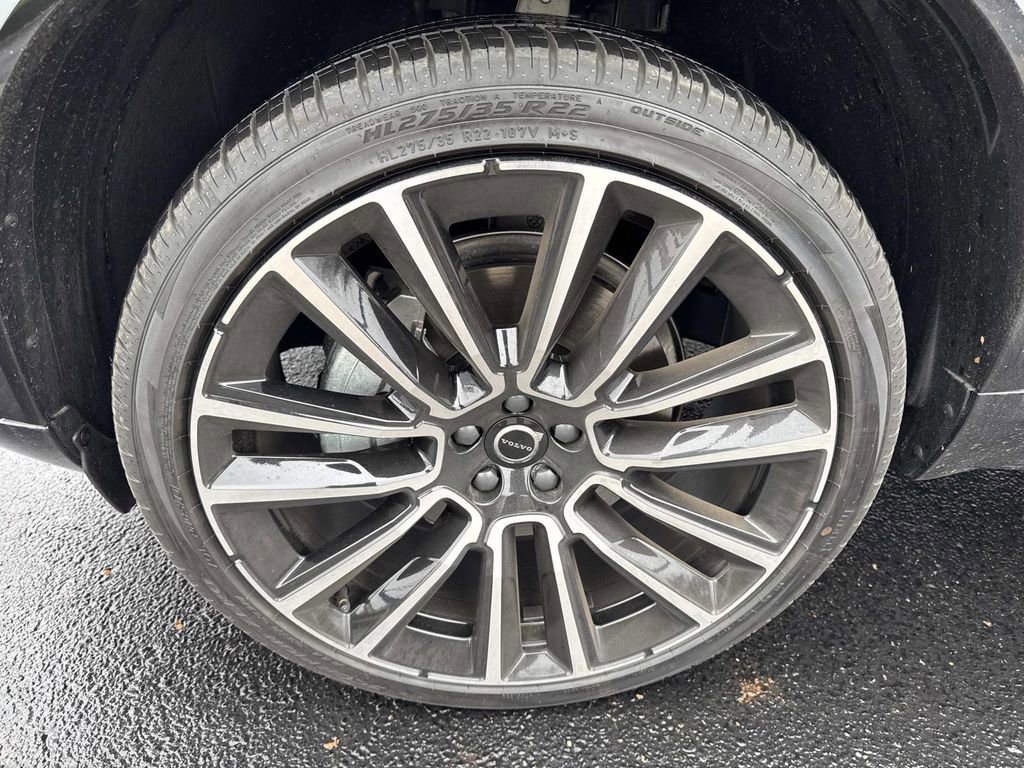 Used 2026 Volvo XC90 B6 Plus image 10