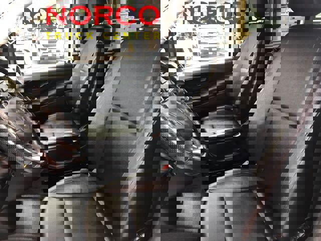 Used 2019 Mercedes-Benz Metris Passenger image 18