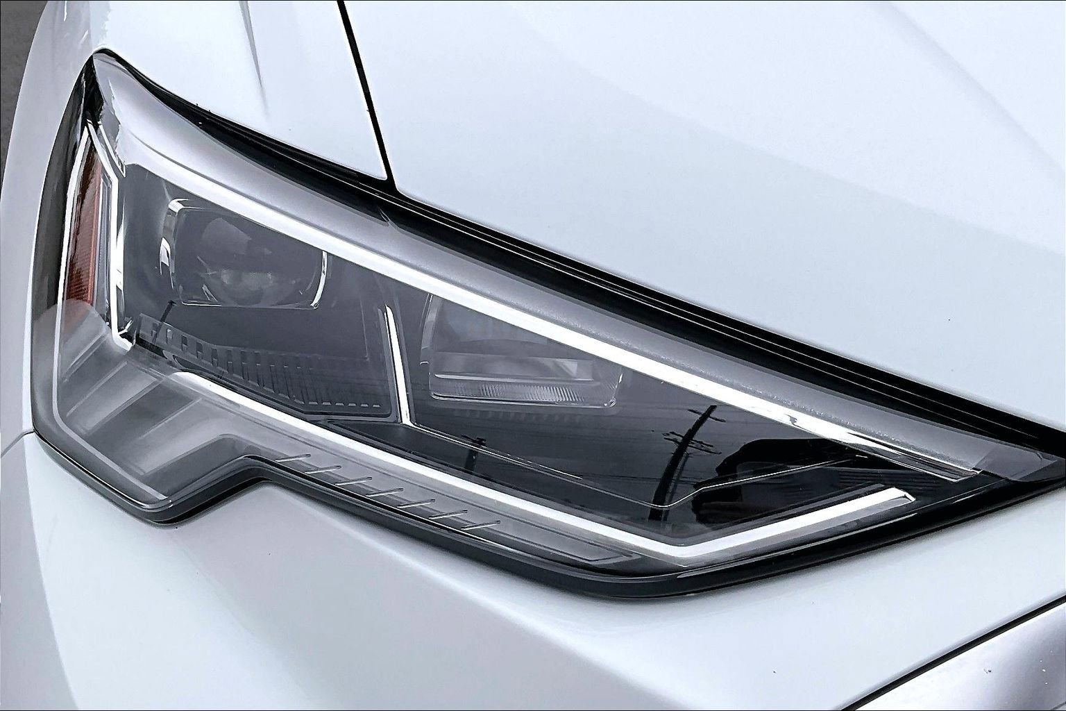 Used 2024 Audi Q3 2.0T Premium image 29