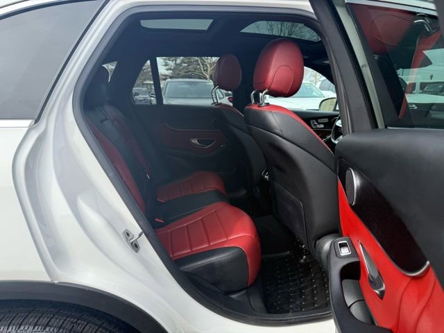 Used 2022 Mercedes-Benz GLC 300 4MATIC image 29