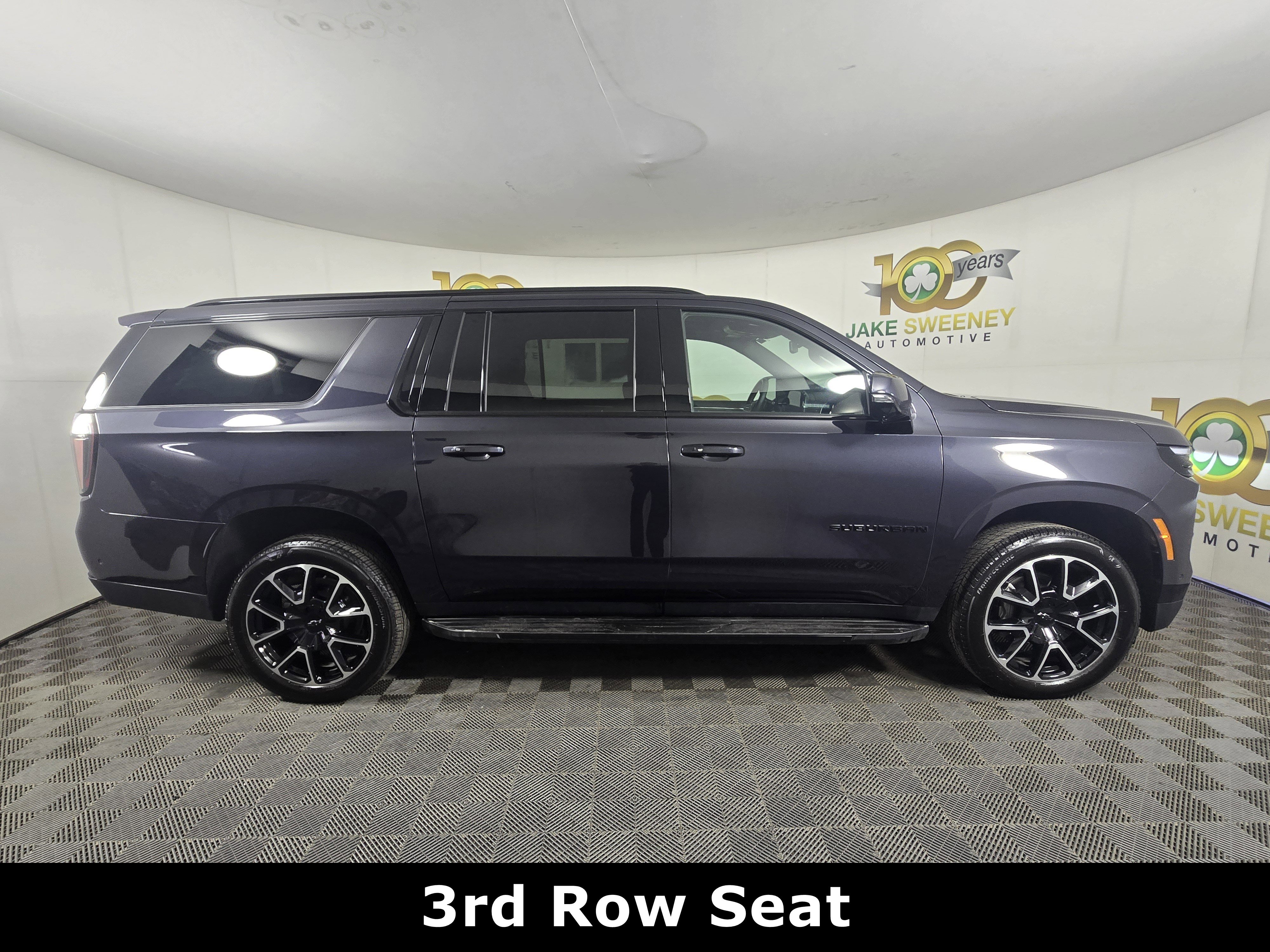 Certified 2025 Chevrolet Suburban RST w/ Comfort Package image 10