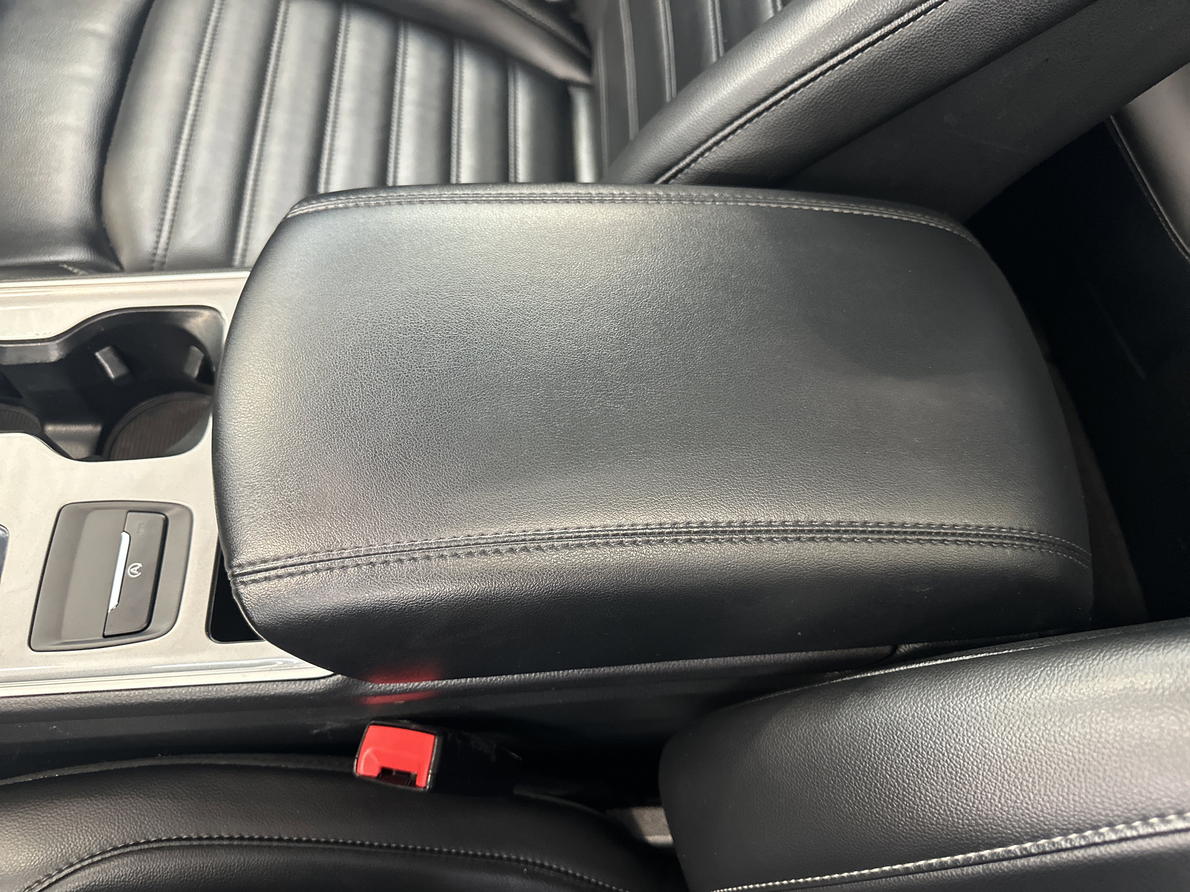 Used 2024 Ford Edge SEL w/ Convenience Package image 31