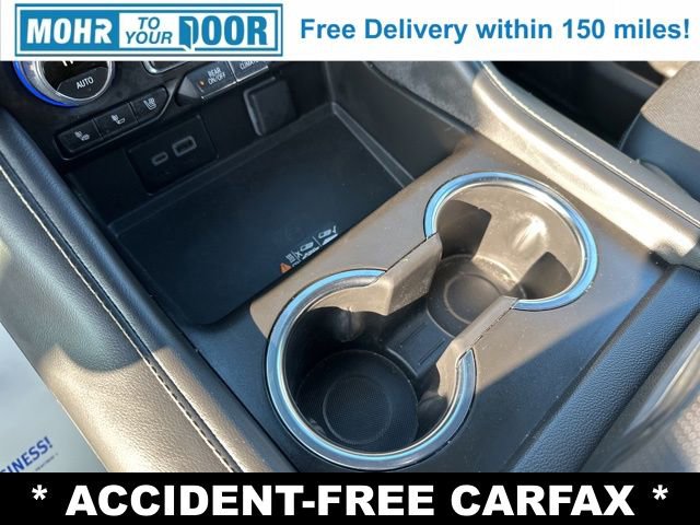 Used 2024 Chevrolet Tahoe Premier w/ Advanced Technology Package image 17