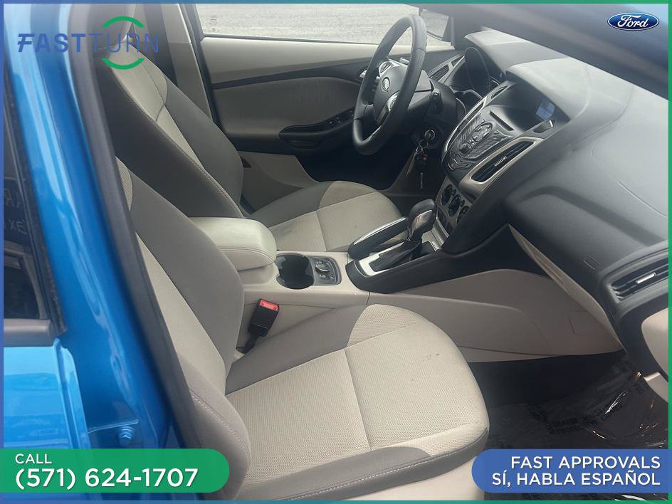 Used 2014 Ford Focus SE w/ SE Winter Package FWD image 21