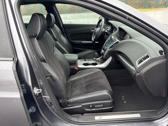 Used 2019 Acura TLX w/ Technology & A-SPEC Pkg image 13