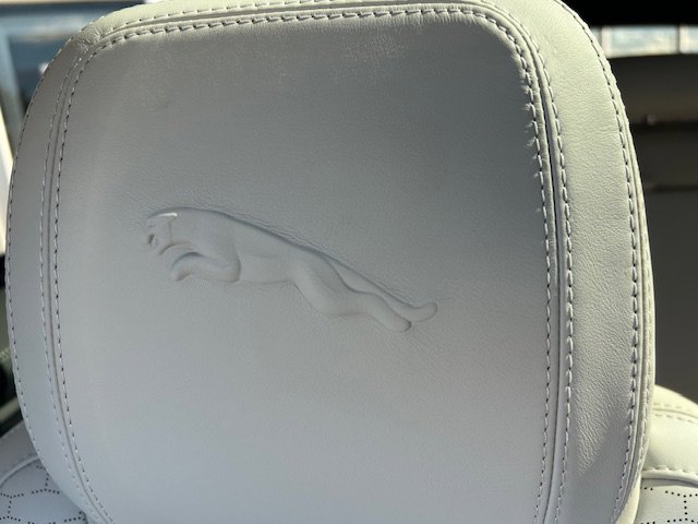 New 2025 Jaguar F-PACE R-Dynamic S image 32