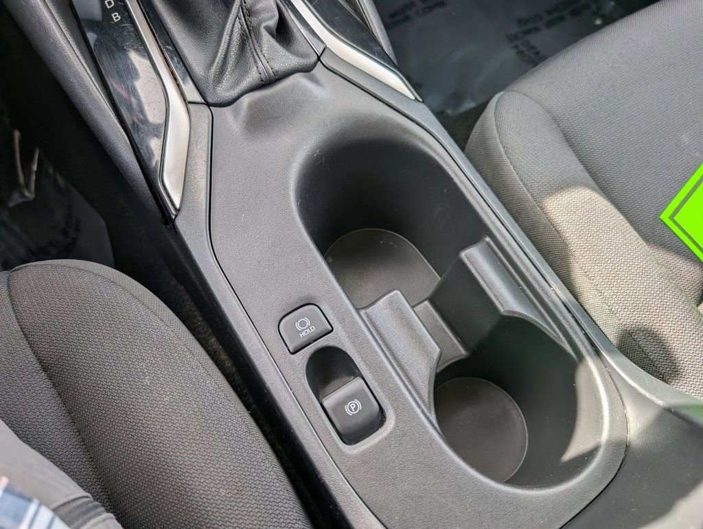 Used 2024 Toyota Corolla LE image 18
