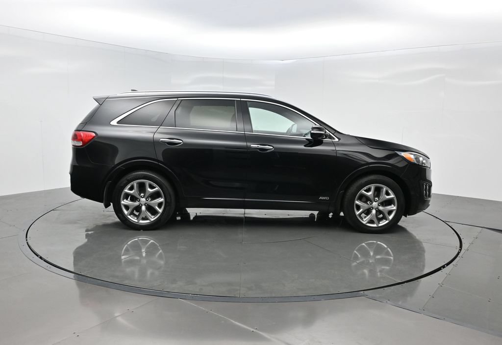 Used 2016 Kia Sorento SX w/ SXL Technology Package AWD/4WD image 7