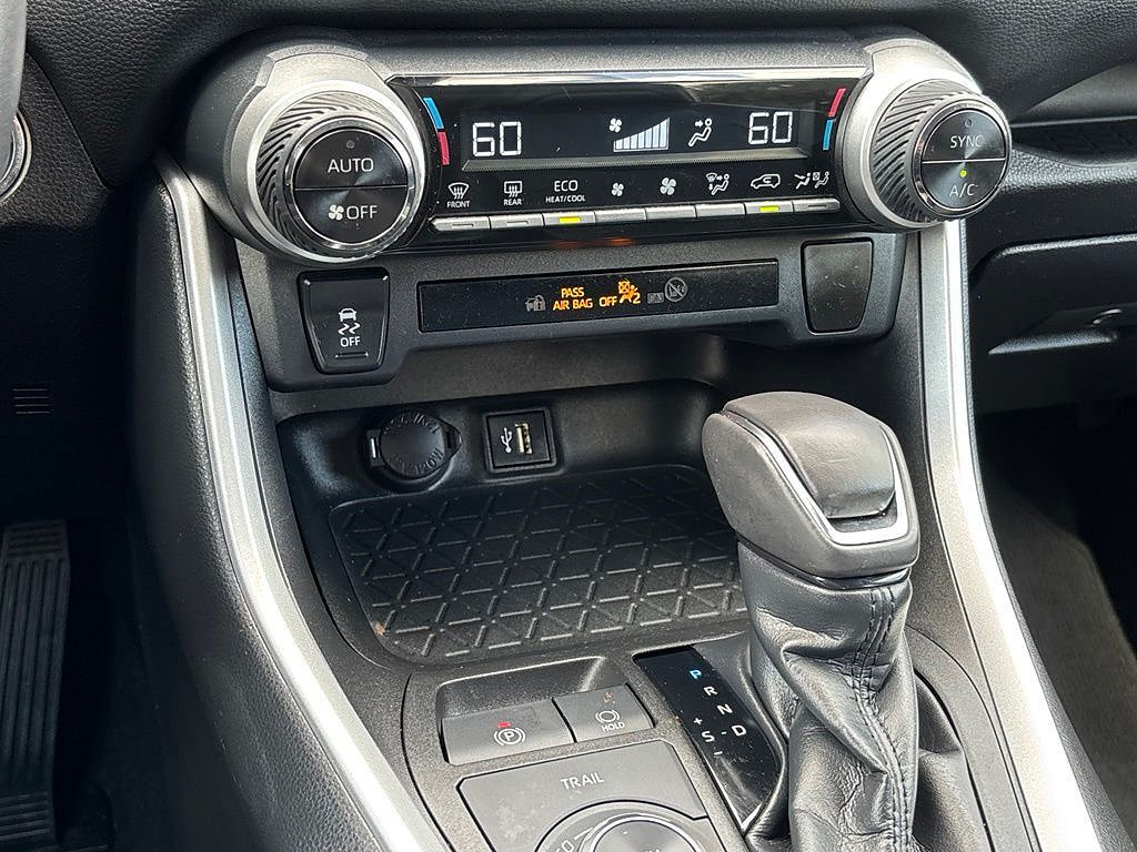 Certified 2023 Toyota RAV4 XLE Premium AWD/4WD image 22