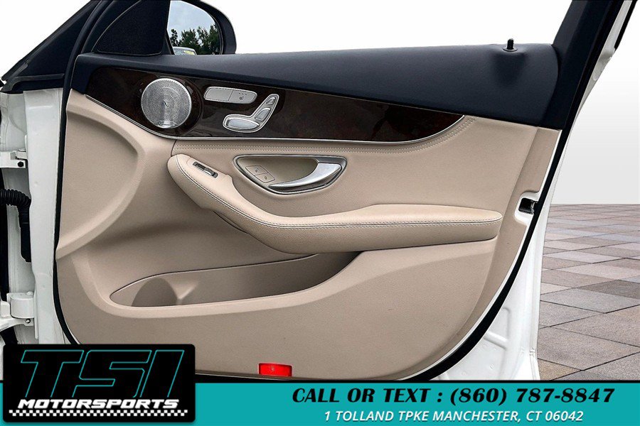 Used 2015 Mercedes-Benz C 300 4MATIC Sedan image 24
