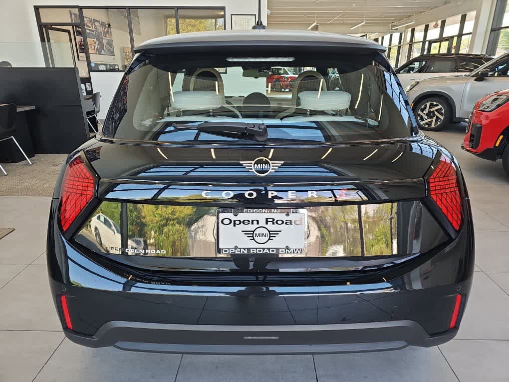 Certified 2025 MINI Cooper S FWD image 2