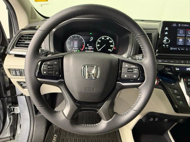 Used 2026 Honda Odyssey Touring image 17
