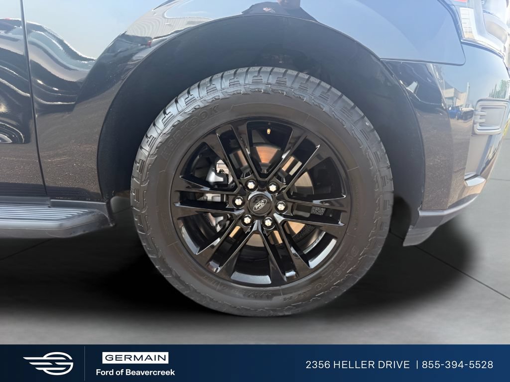 Used 2024 Ford Expedition XLT AWD/4WD image 11