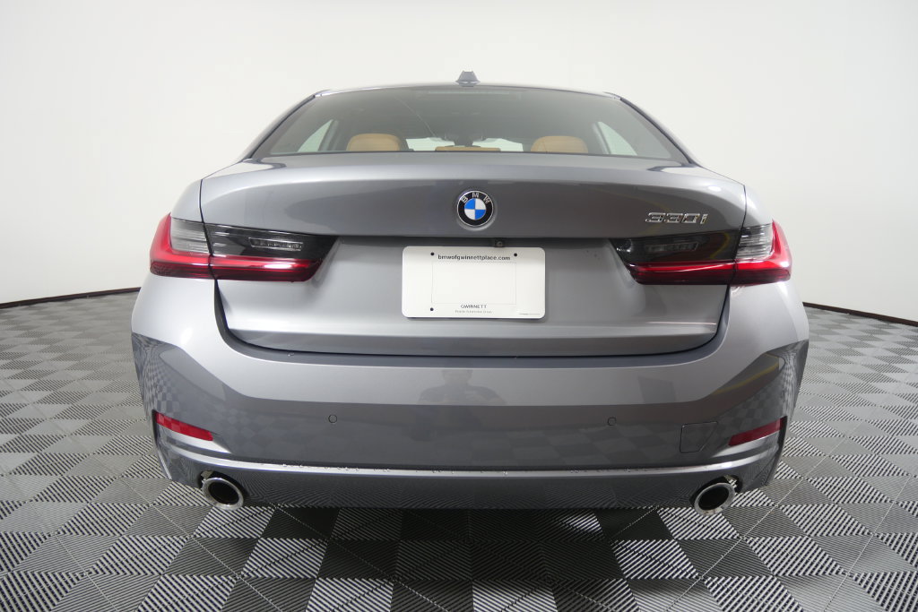 Used 2025 BMW 330i Sedan RWD image 5