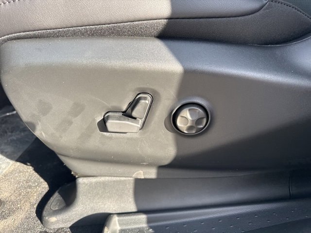 New 2026 Chrysler Voyager LX image 10