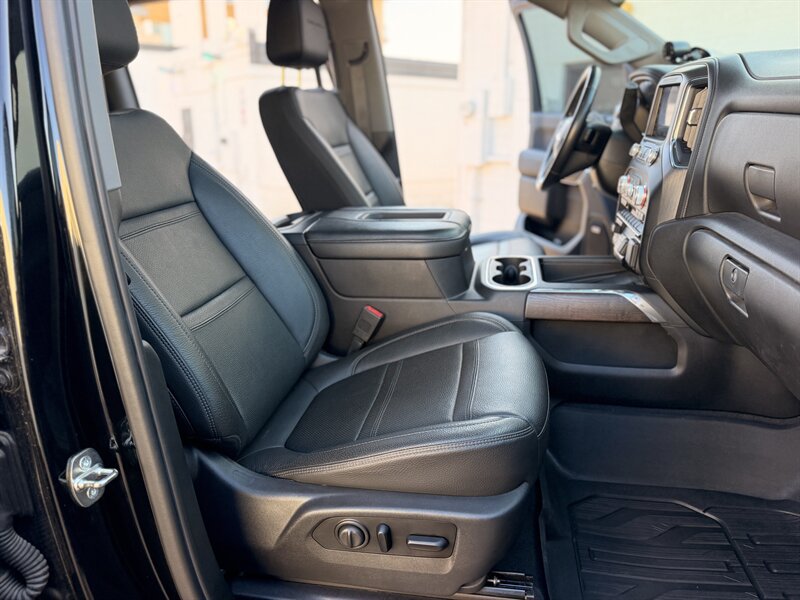 Used 2020 GMC Sierra 2500 Denali AWD/4WD image 46