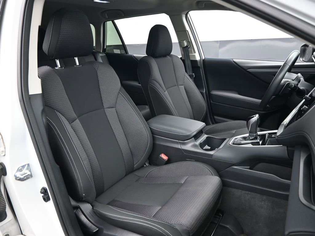 Used 2024 Subaru Outback Premium image 27