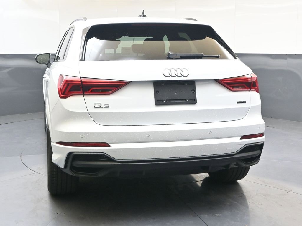 New 2025 Audi Q3 2.0T Premium image 4