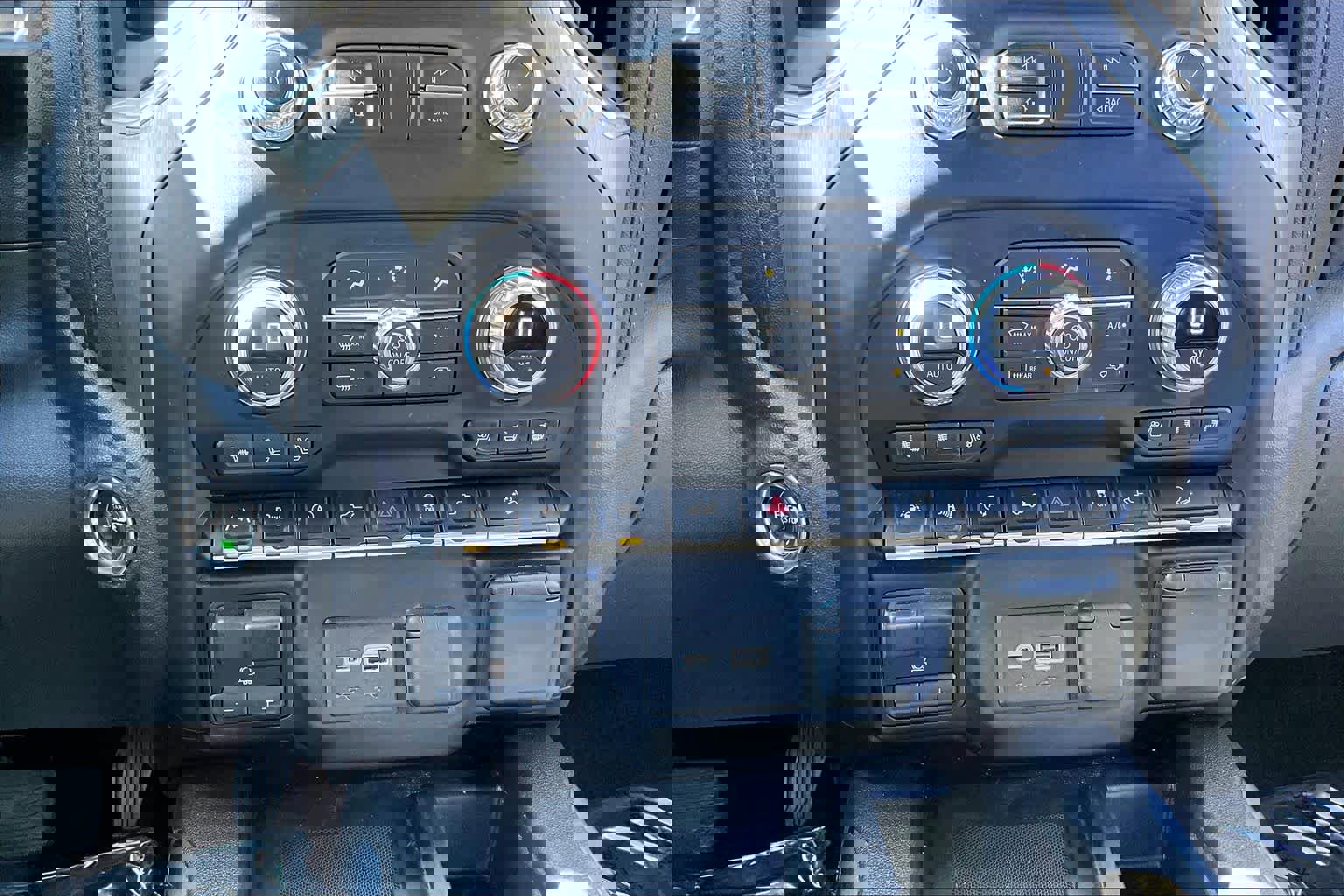 Used 2020 GMC Sierra 1500 Denali w/ Denali Premium Package image 30