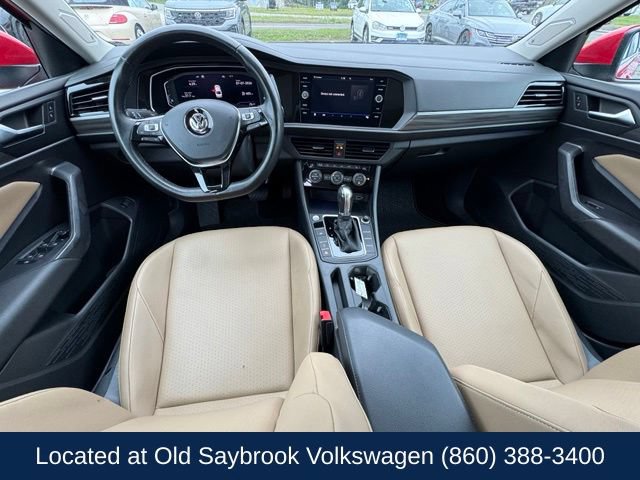 Used 2019 Volkswagen Jetta SEL w/ Cold Weather Package FWD image 13