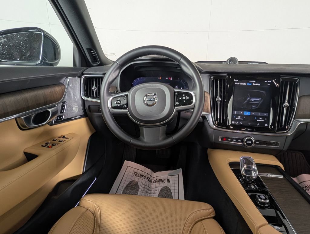 Used 2024 Volvo S90 B6 Ultimate image 22