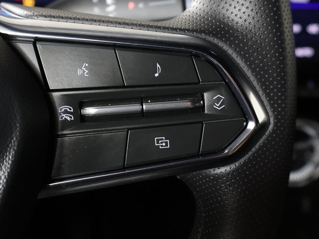 Used 2025 Chevrolet Blazer EV LT FWD image 37