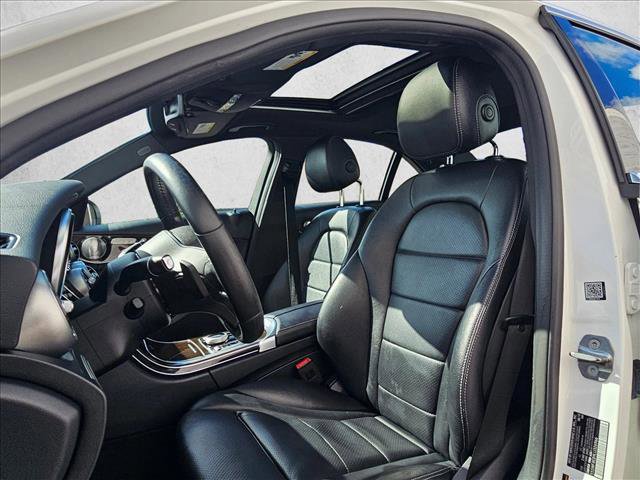 Used 2020 Mercedes-Benz C 300 4MATIC Sedan image 20