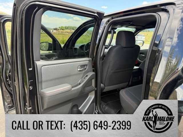 Used 2022 Nissan Frontier PRO-4X w/ Off-Road Protection Package AWD/4WD image 25