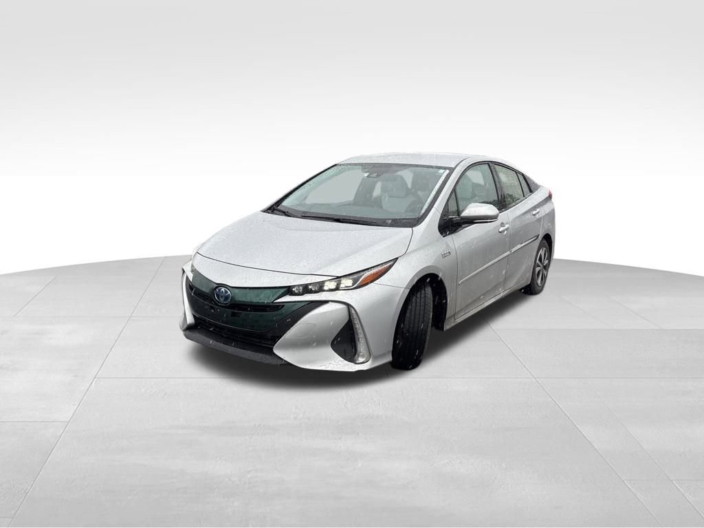 Used 2017 Toyota Prius Prime Premium image 4