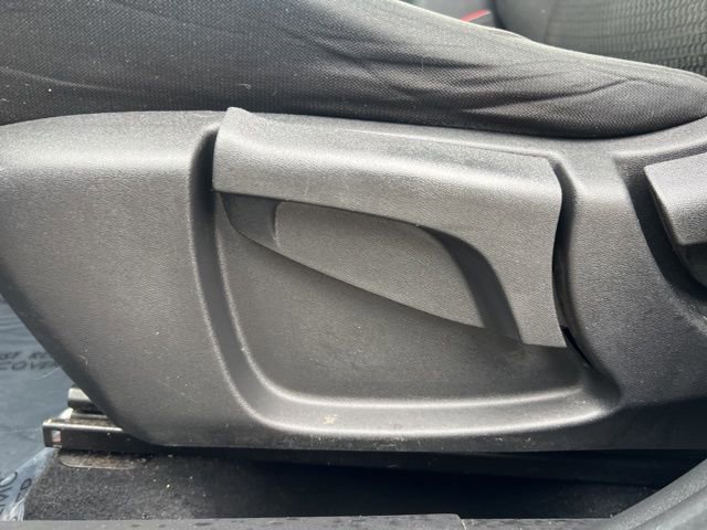 Used 2020 Nissan Rogue Sport S image 36