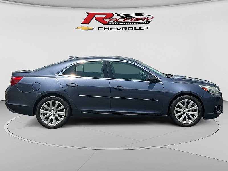 Used 2015 Chevrolet Malibu LT w/ Leather Package FWD image 6