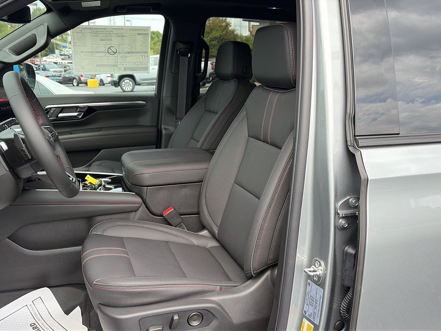 New 2026 Chevrolet Tahoe RST w/ RST Capability Package AWD/4WD image 12