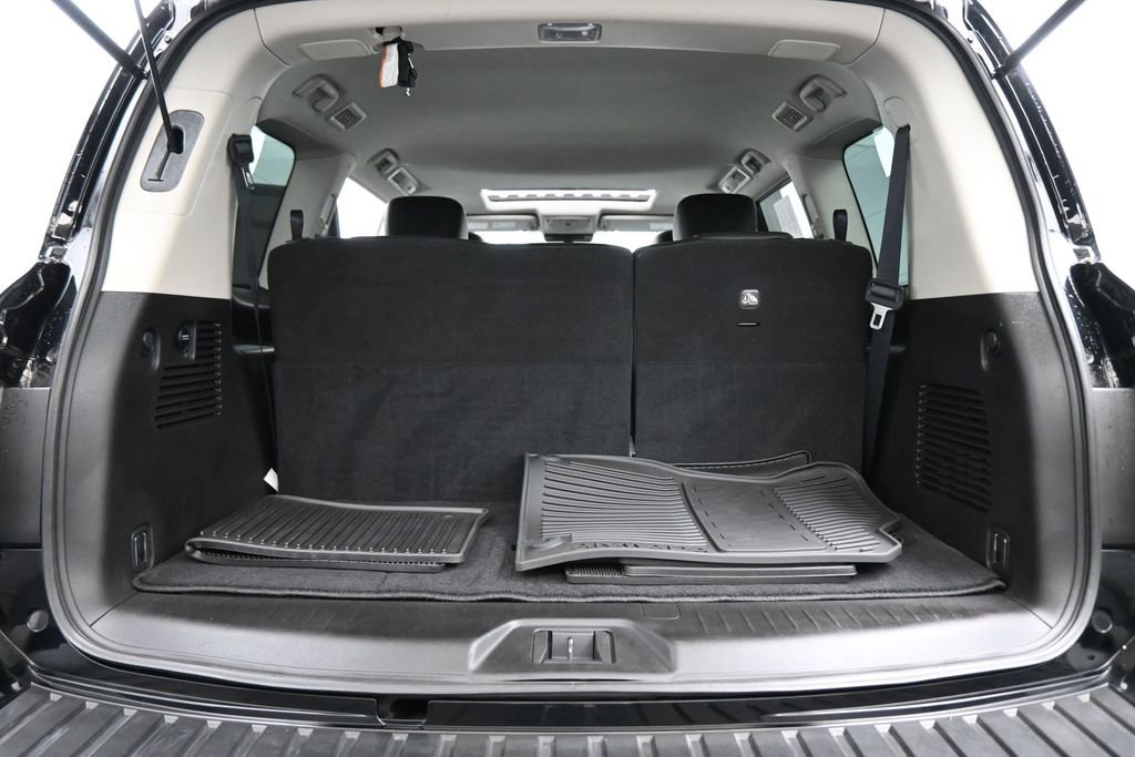 Used 2023 Nissan Armada SL w/ Captain's Chairs Package RWD image 22